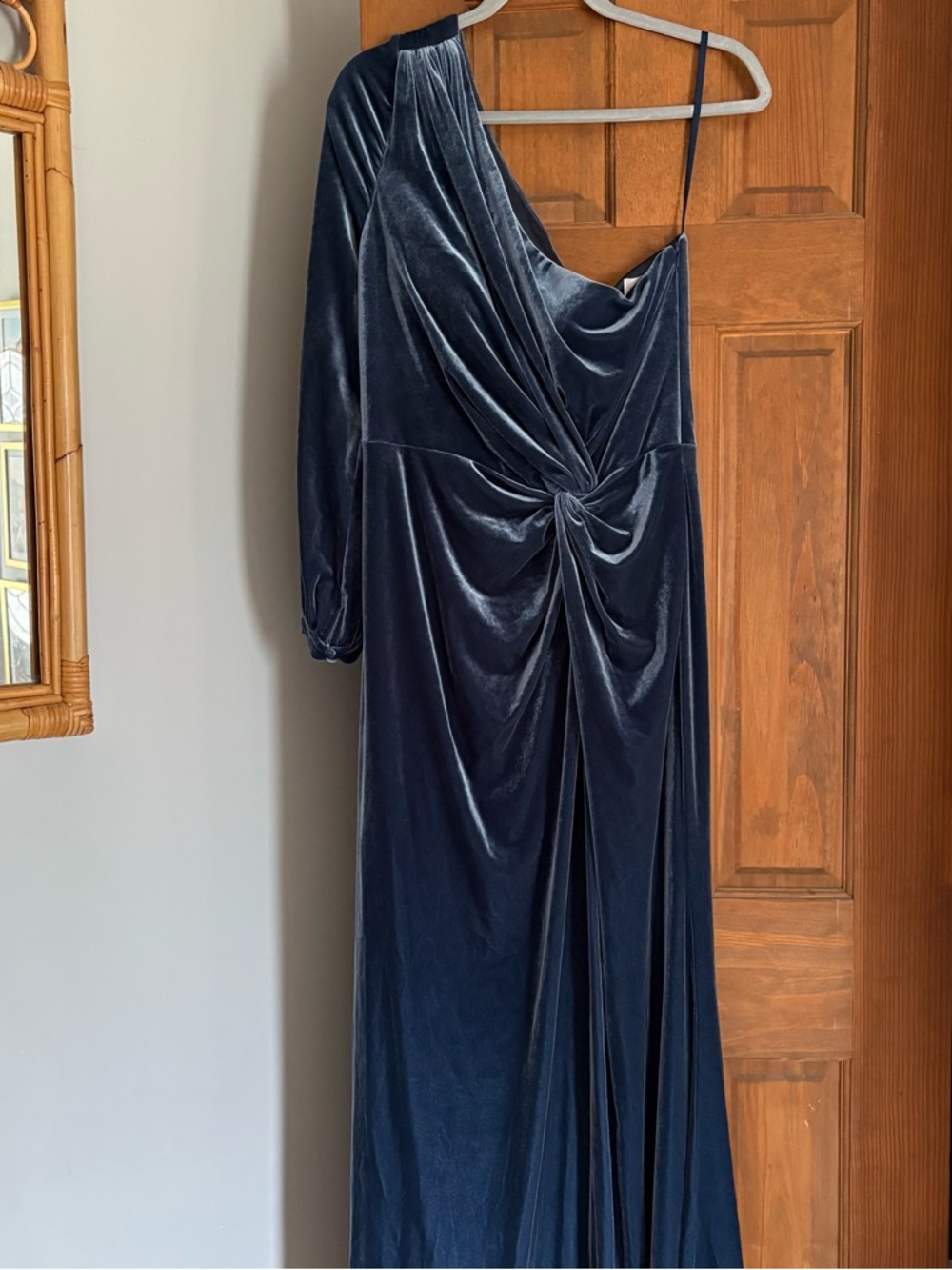 Revelry Size 14 Aurora Blue Velvet One Shoulder Long Sleeve Cocktail Party Dress
